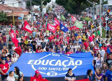 Professores potiguares aderem à Greve Geral do dia 14