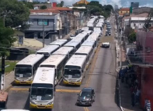 Rodoviários querem a garantia do vale alimentação e planos de saúde